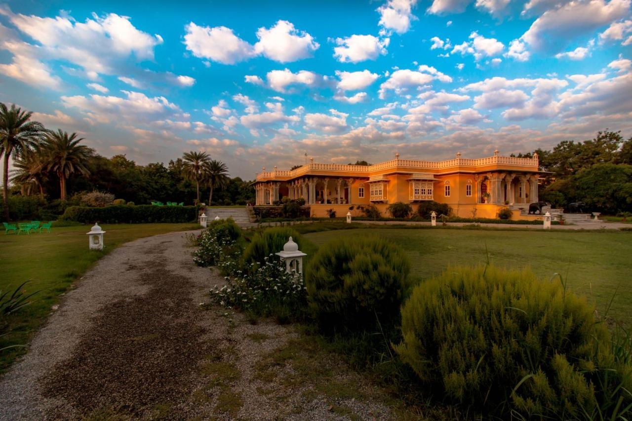 Dev Shree Deogarh Hotell Devgarh  Exteriör bild